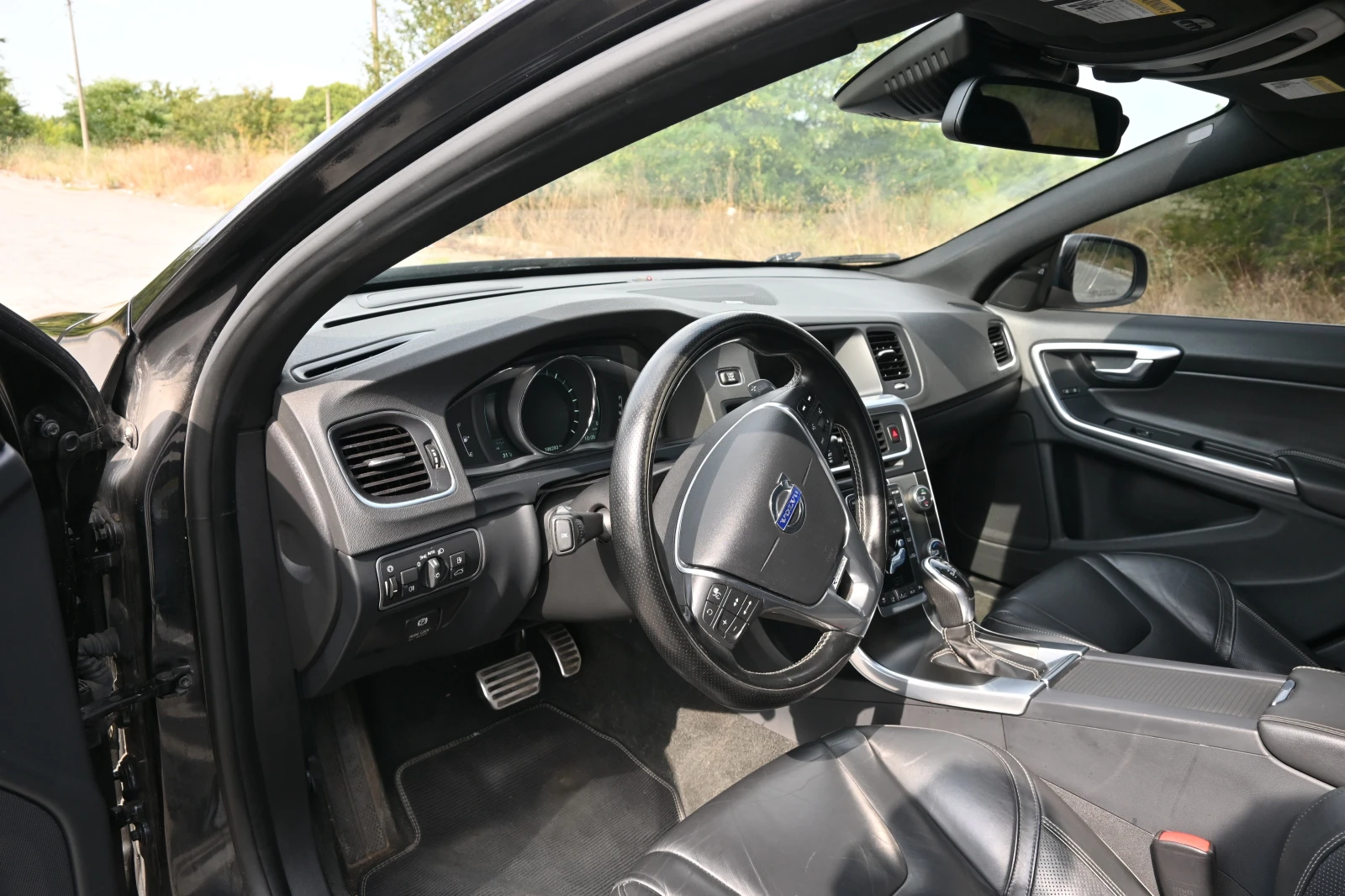 Volvo S60 R Design, снимка 6 - Автомобили и джипове - 56150886