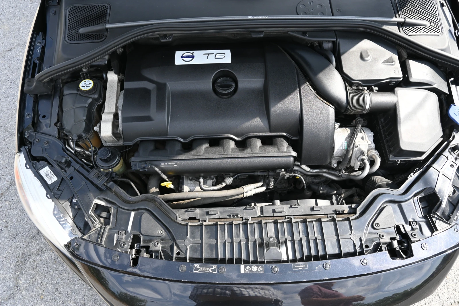 Volvo S60 R Design, снимка 9 - Автомобили и джипове - 56150886
