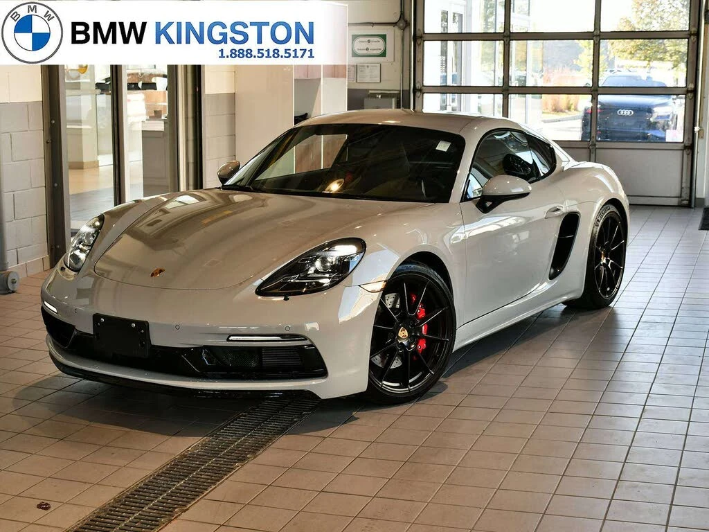 Porsche Cayman GTS* 4.0* РЪЧКА* BOSE* CARBON* КАМЕРА* КРАЙНА ЦЕНА