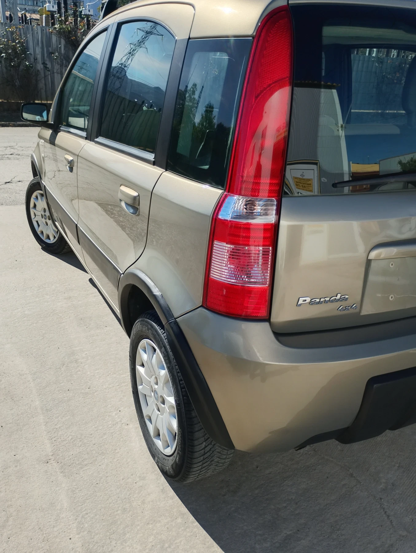 Fiat Panda  4х4, снимка 3 - Автомобили и джипове - 56637314