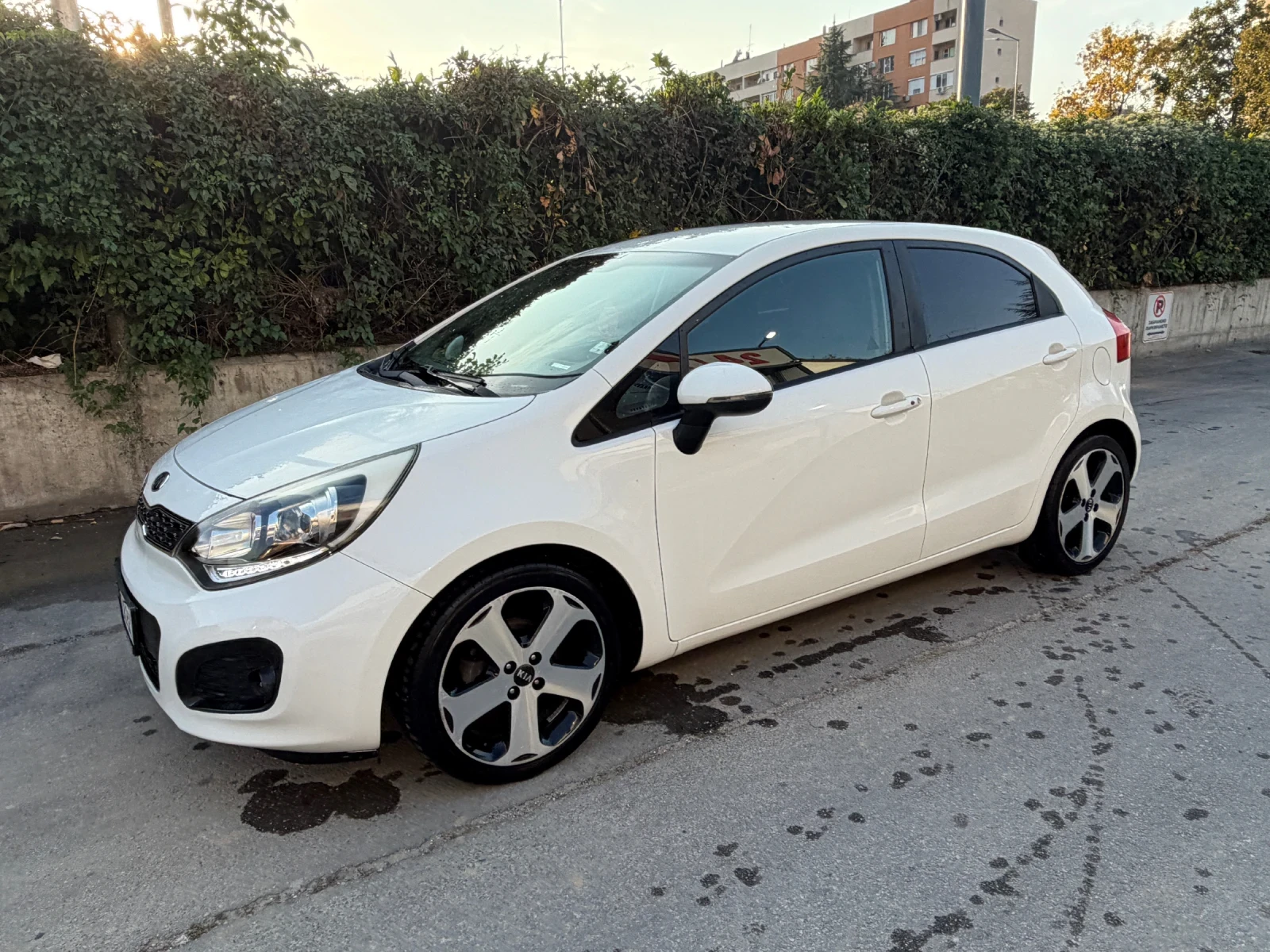 Kia Rio 1.1/75к.с, снимка 3 - Автомобили и джипове - 56748512