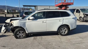 Mitsubishi Outlander 2.2DI-D 4x4, снимка 3