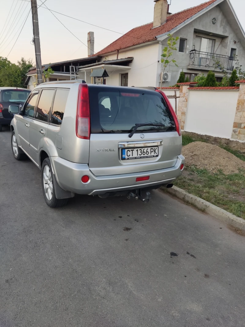 Nissan X-trail 2.5, снимка 5 - Автомобили и джипове - 47430252