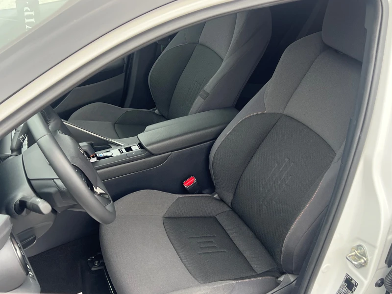 Toyota C-HR Hybrid Team D Technik-Paket, снимка 9 - Автомобили и джипове - 52774490