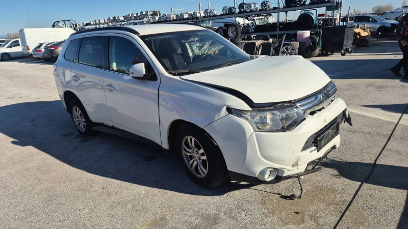 Mitsubishi Outlander 2.2DI-D 4x4, снимка 7 - Автомобили и джипове - 52935188