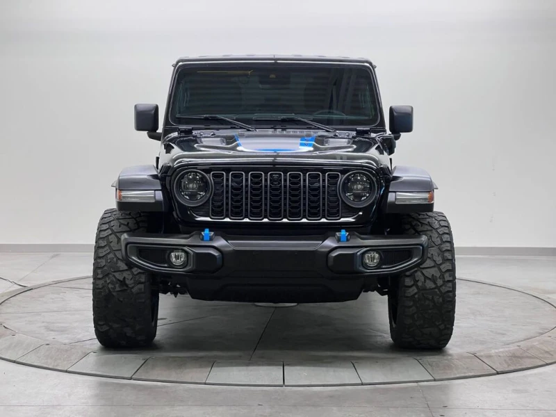 Jeep Wrangler RUBICON* 4xe* 2 сета джанти с гуми* Кожа* Подгрев*, снимка 2 - Автомобили и джипове - 53381736
