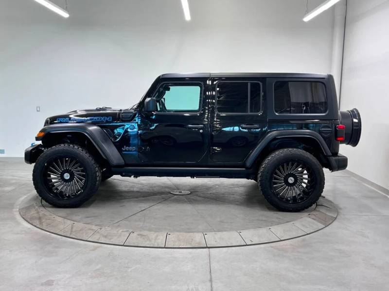 Jeep Wrangler RUBICON* 4xe* 2 сета джанти с гуми* Кожа* Подгрев*, снимка 3 - Автомобили и джипове - 53381736