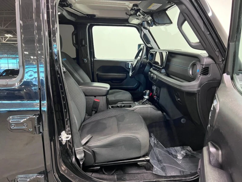 Jeep Wrangler RUBICON* 4xe* 2 сета джанти с гуми* Кожа* Подгрев*, снимка 15 - Автомобили и джипове - 53381736