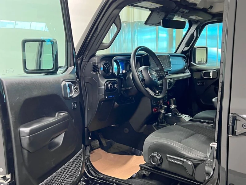 Jeep Wrangler RUBICON* 4xe* 2 сета джанти с гуми* Кожа* Подгрев*, снимка 8 - Автомобили и джипове - 53381736