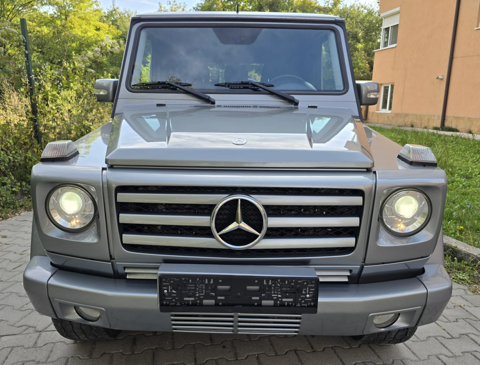 Mercedes-Benz G 350 BlueTec/НОВ ДВИГАТЕЛ!/53000км.!GERMANY/ПЕЧКА!EURO5 - изображение 2