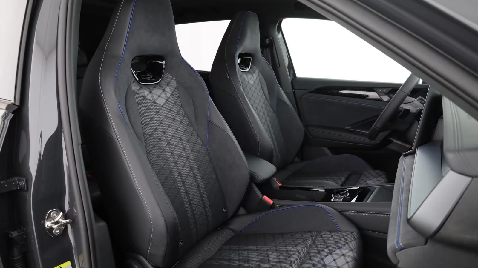 VW Tayron !1.5/150HP/R-LINE/PANO/DSG/H&K/CAM/BLACK/363v | Mobile.bg   14