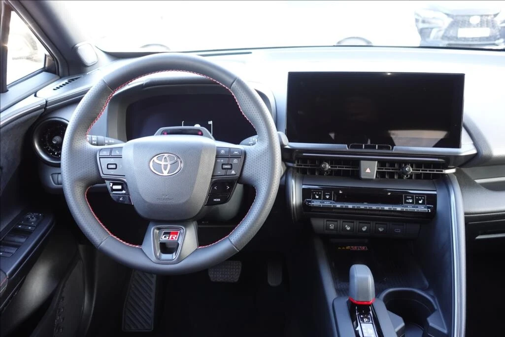 Toyota C-HR 2.0 PHEV GR SPORT PREMIERE EDITION - изображение 5