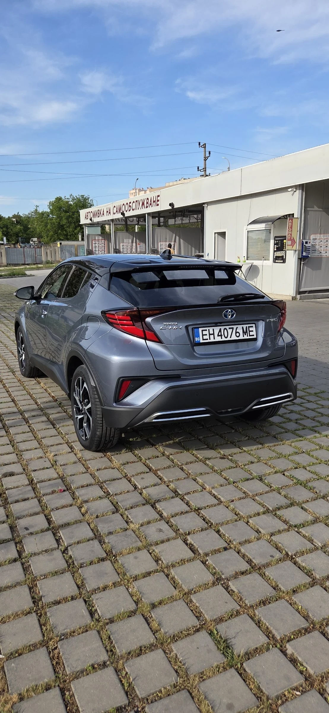 Toyota C-HR 2.0h 184 k.c - изображение 4
