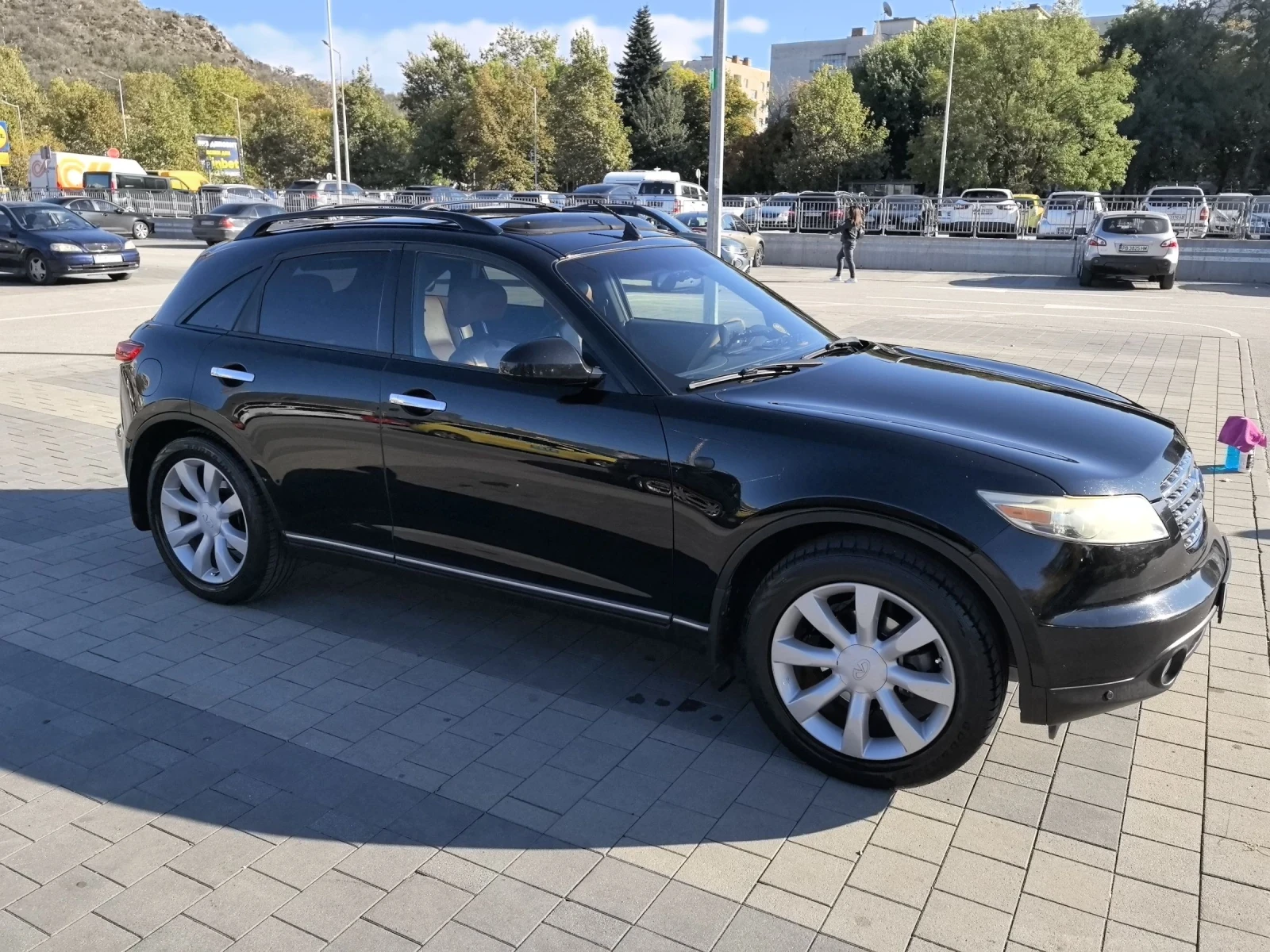 Infiniti Fx 35 Fx35 / 4x4 / газ / мултимедия - изображение 4