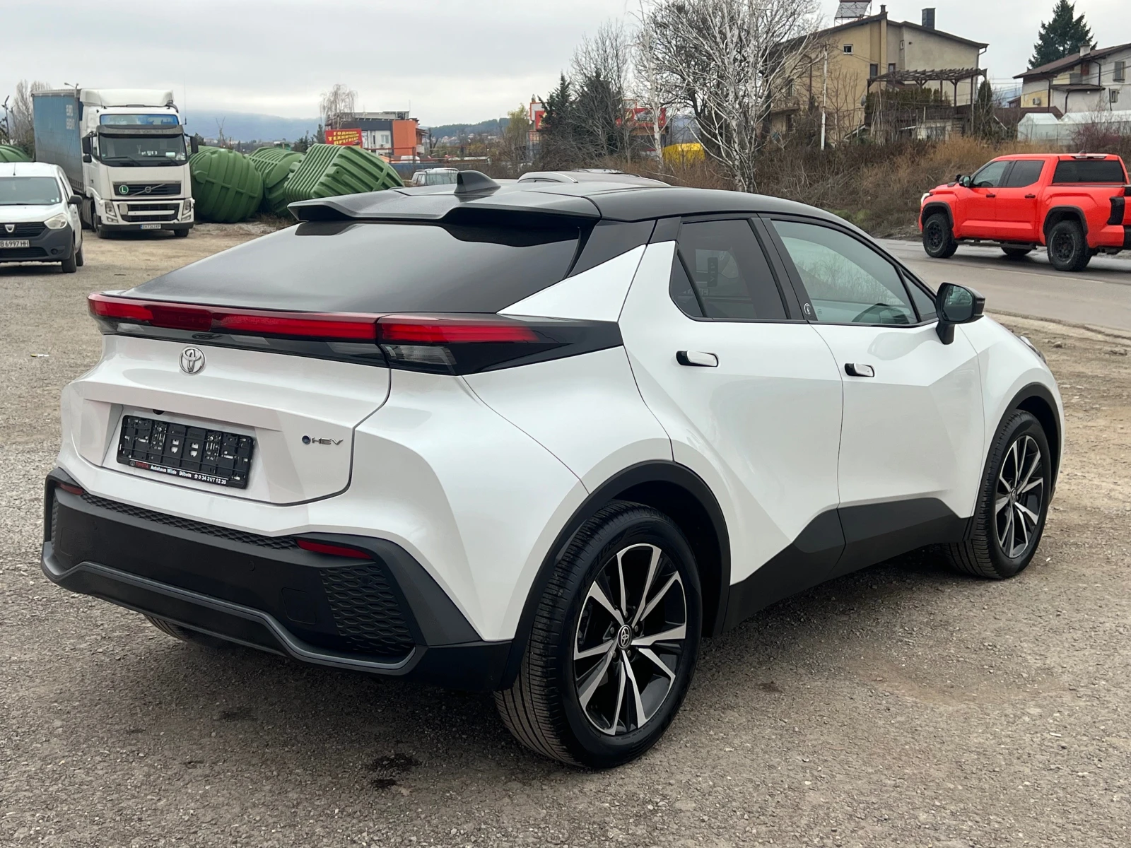 Toyota C-HR Hybrid Team D Technik-Paket - изображение 6