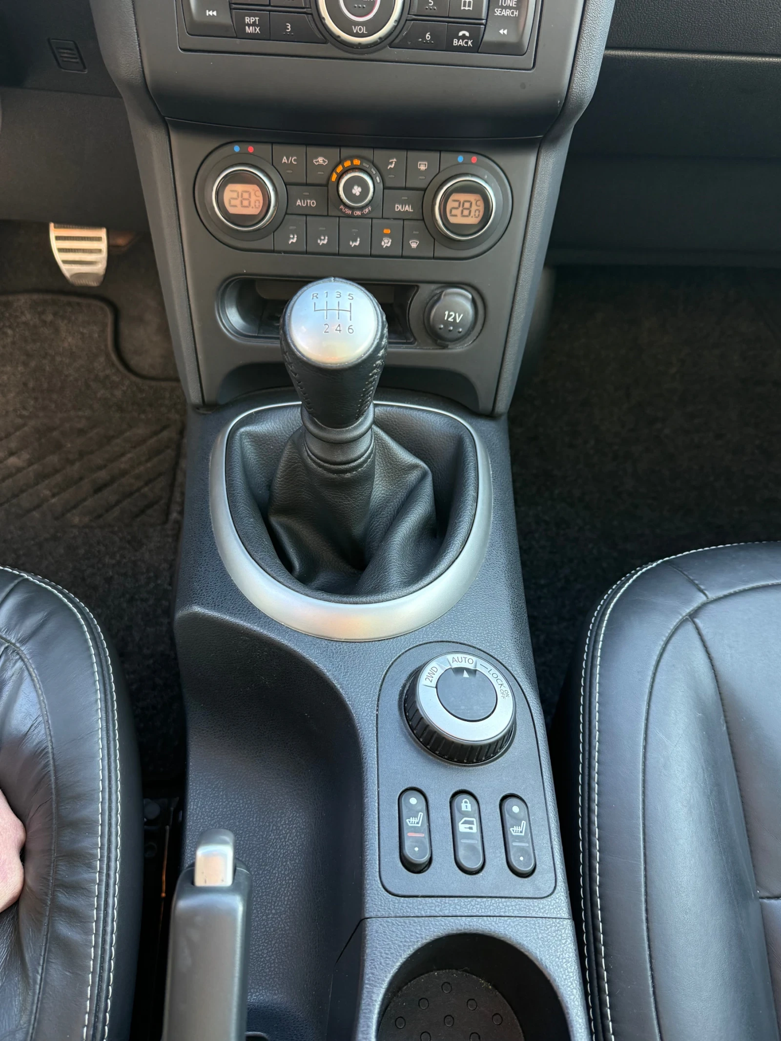 Nissan Qashqai 2.0i 6�� 4�4 SWISS  | Mobile.bg � ����������� 15