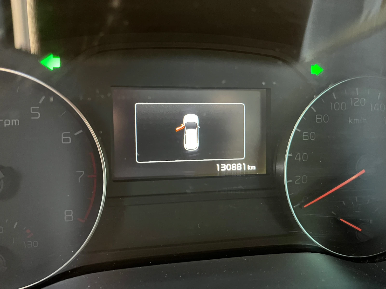 Kia Sportage, снимка 9 - Автомобили и джипове - 54187704