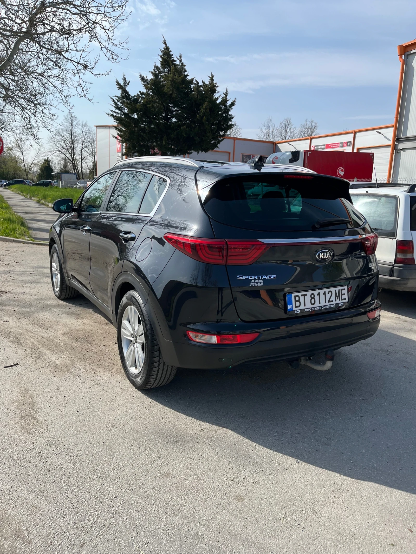 Kia Sportage, снимка 4 - Автомобили и джипове - 54187704