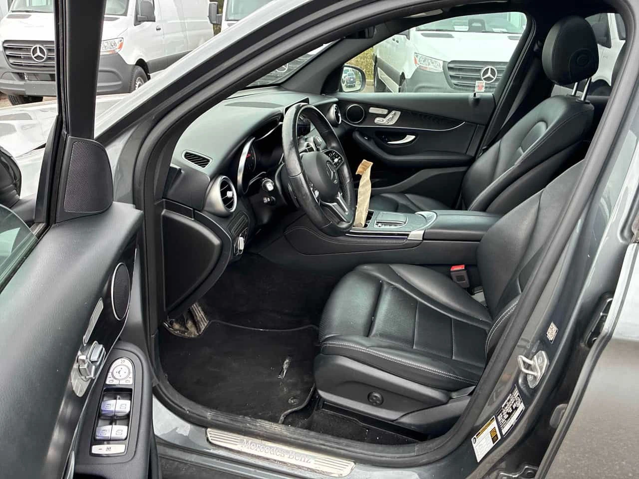 Mercedes-Benz GLC 300 /ПАНОРАМА/360/ПРЕДСТАВИТЕЛСТВО НА MERCEDES, снимка 7 - Автомобили и джипове - 54307430