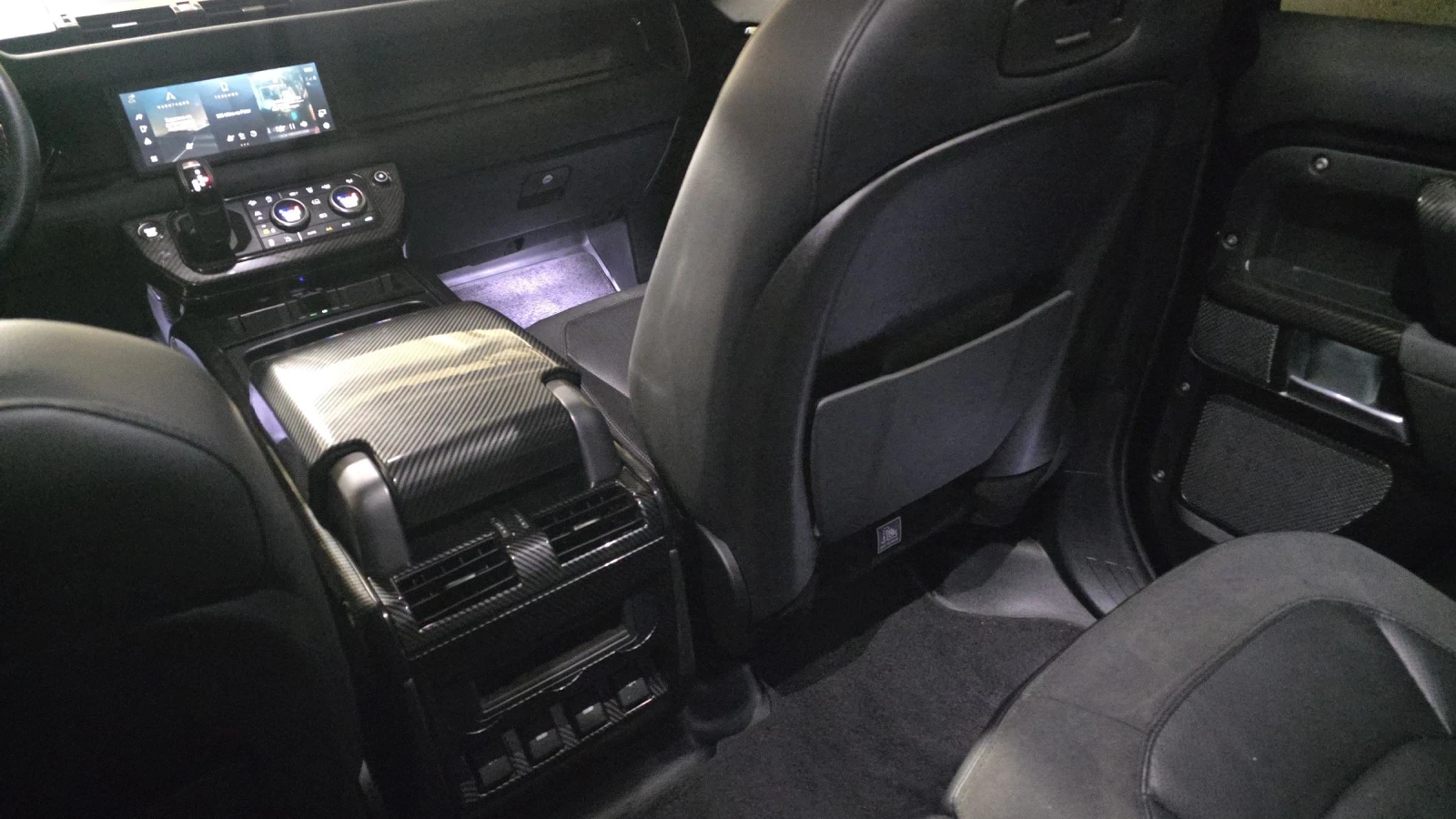 Land Rover Defender, снимка 12 - Автомобили и джипове - 55074259