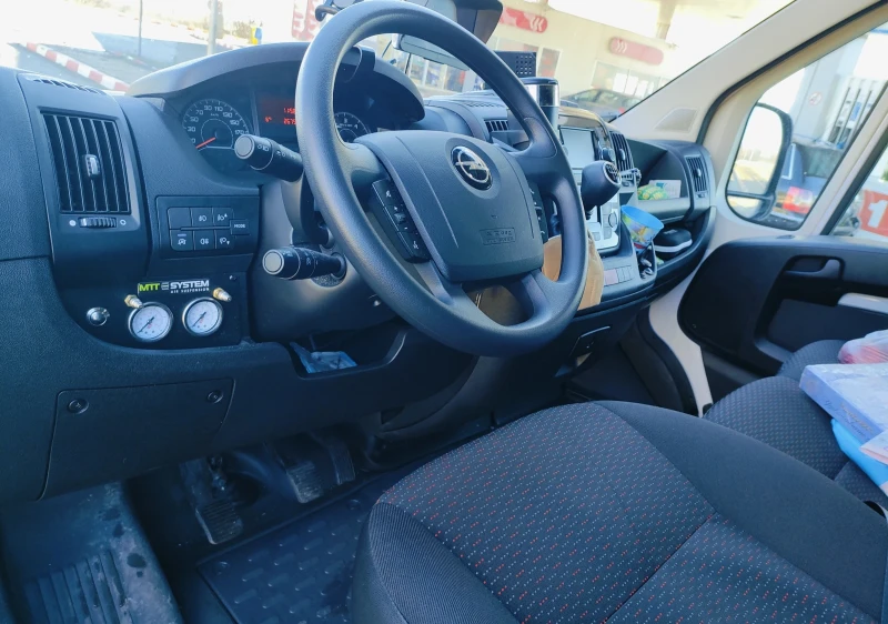 Opel Movano 2300 м3 165 к.с., снимка 7 - Бусове и автобуси - 52787142