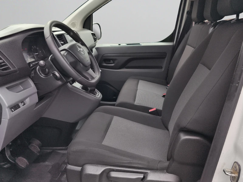 Opel Vivaro L2H1 (L) Standard Combi 1.5L MT6 / 120HP//2102L001, снимка 11 - Бусове и автобуси - 52738046