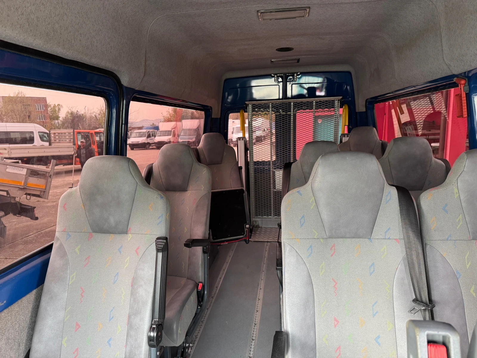 Mercedes-Benz Sprinter 213CDI* Климатик* Печка* 8+ 1места - изображение 10