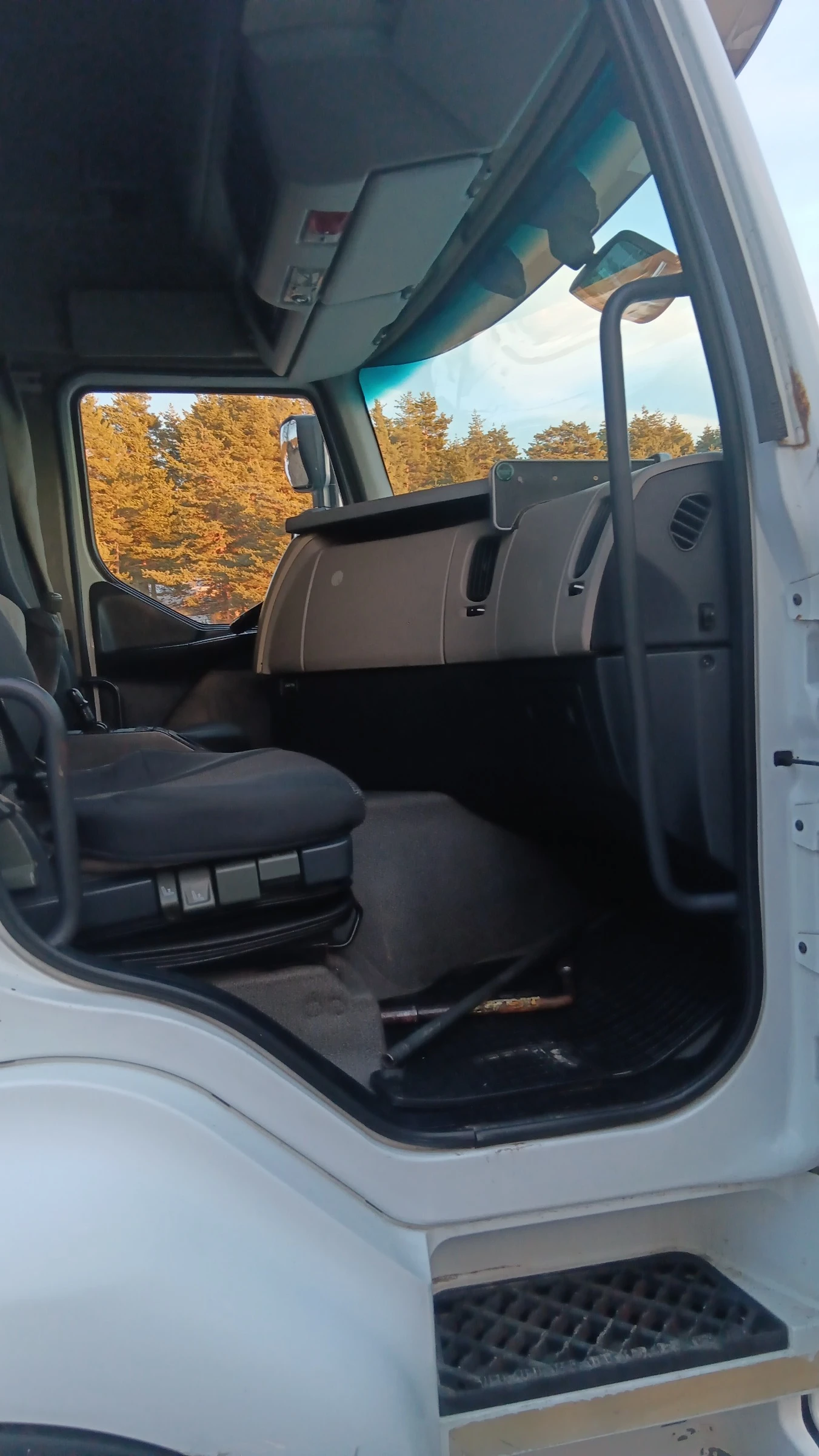 Renault Premium  - изображение 6