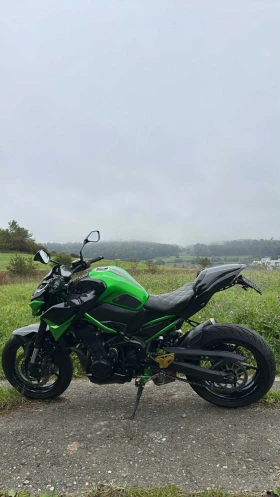  Kawasaki Z