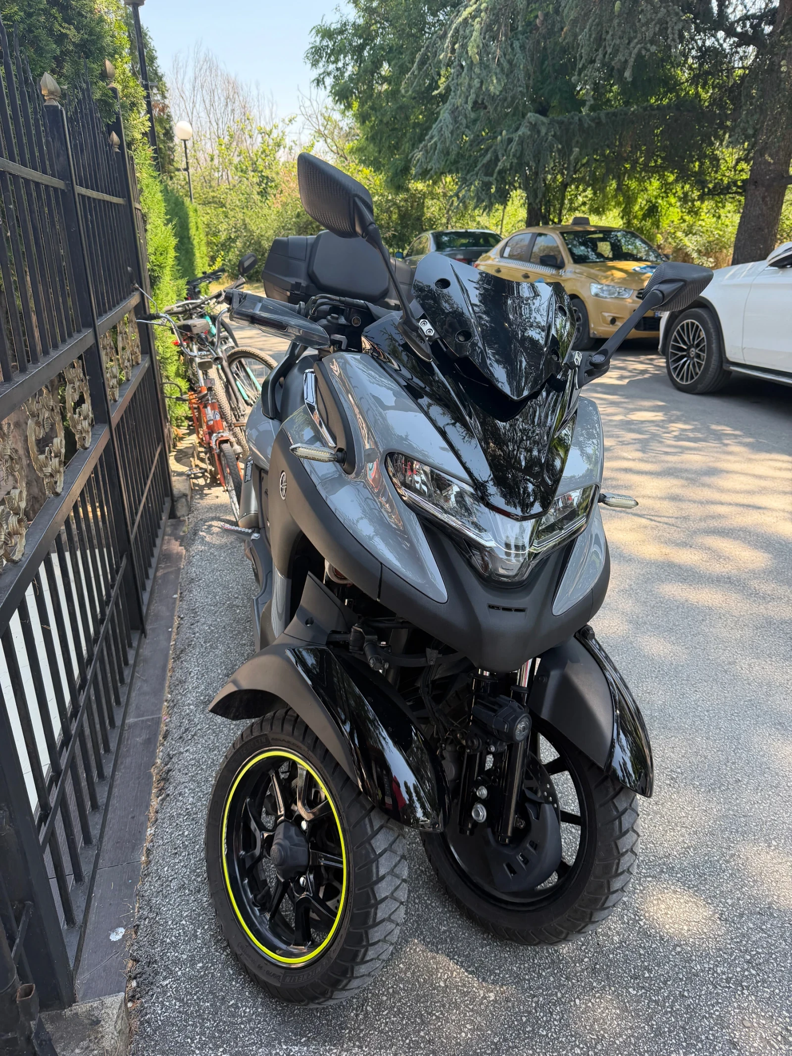 Yamaha Tricity Уникат-Акрапович-Нардогрей!!