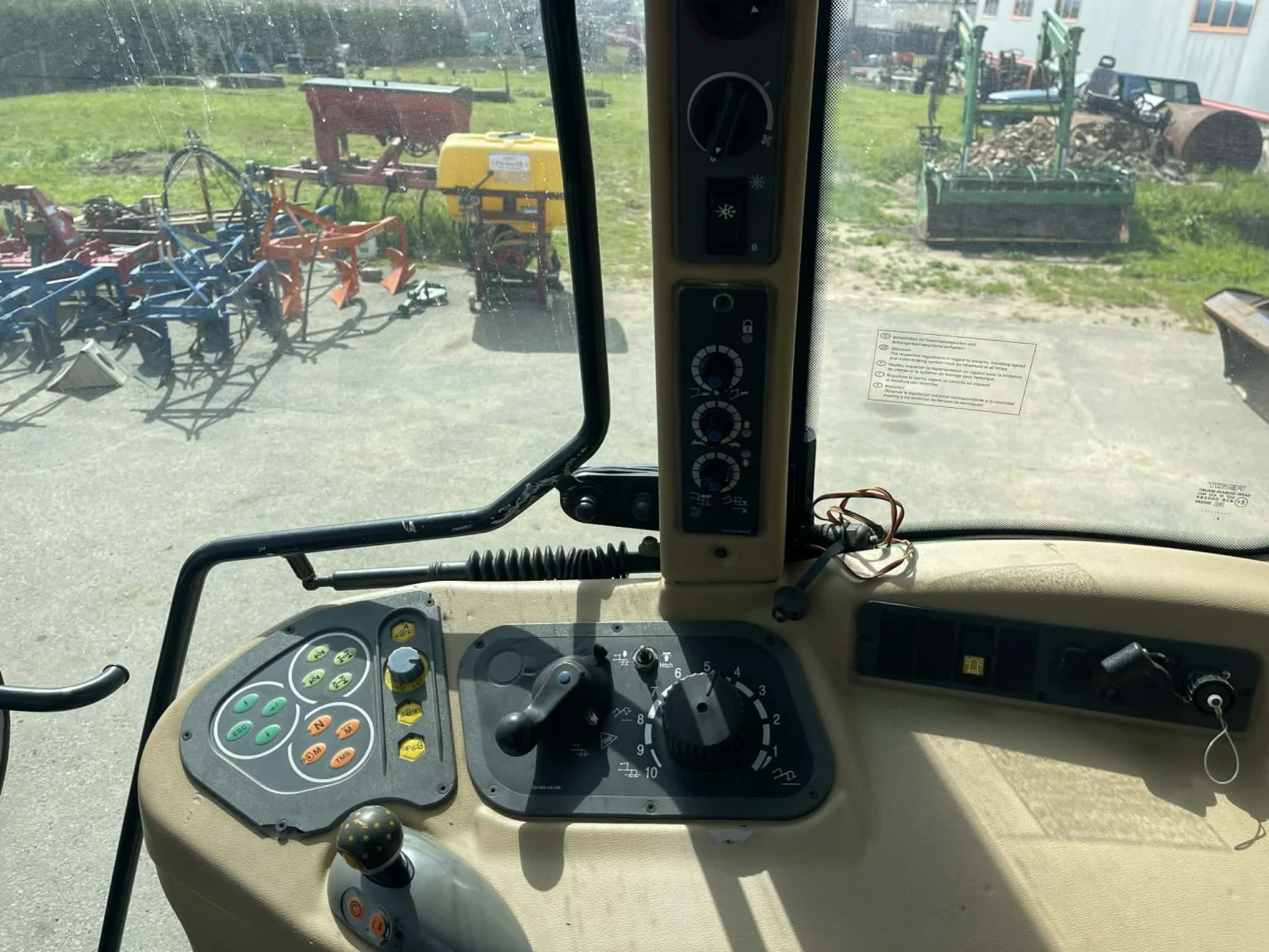 Трактор Fendt 210 VARiO, снимка 13 - Селскостопанска техника - 54480803