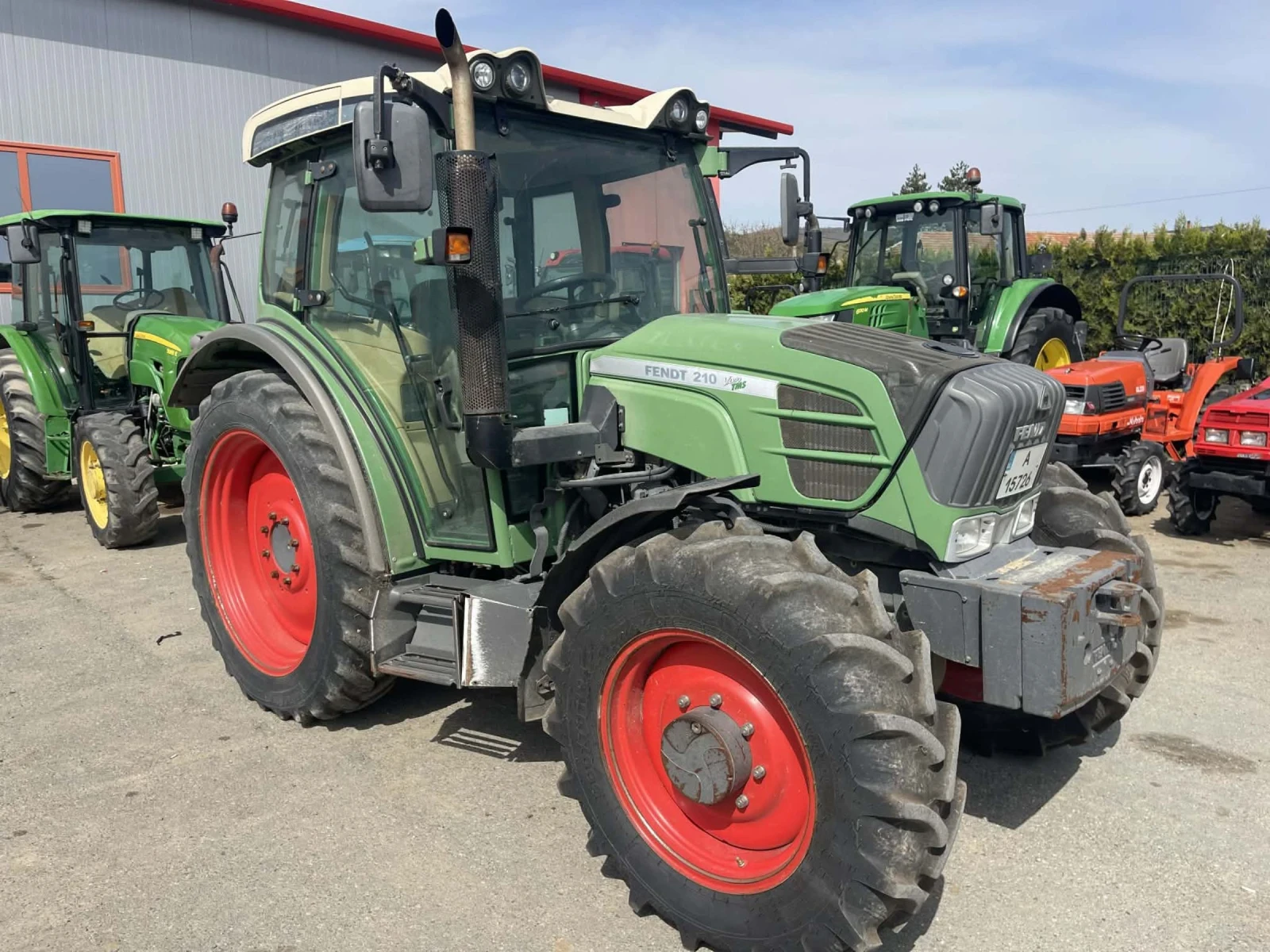 Трактор Fendt 210 VARiO, снимка 5 - Селскостопанска техника - 54480803