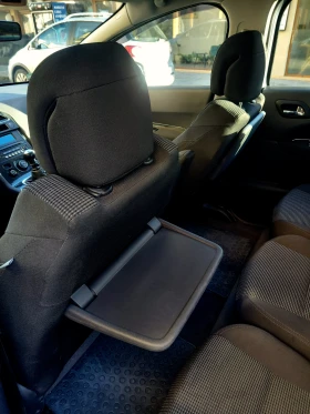 Peugeot 5008, снимка 9