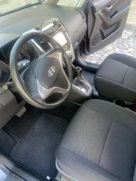 Hyundai Ix20 Benzin 6 Speed Automat, снимка 8