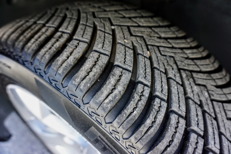 Peugeot 3008 1.6HDi Tecno , снимка 14 - Автомобили и джипове - 45624229