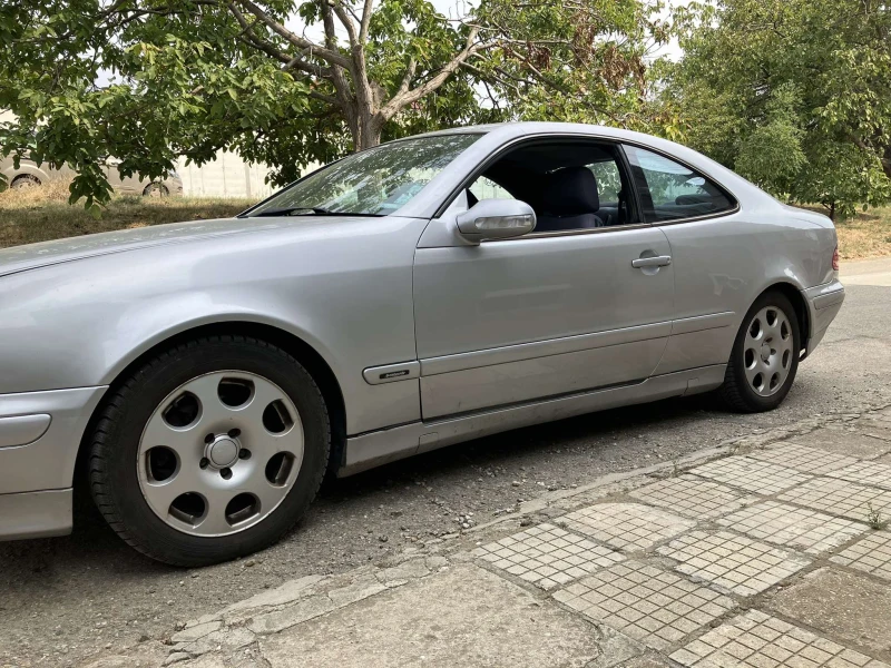 Mercedes-Benz CLK AVANTGARDE, снимка 4 - Автомобили и джипове - 47476147