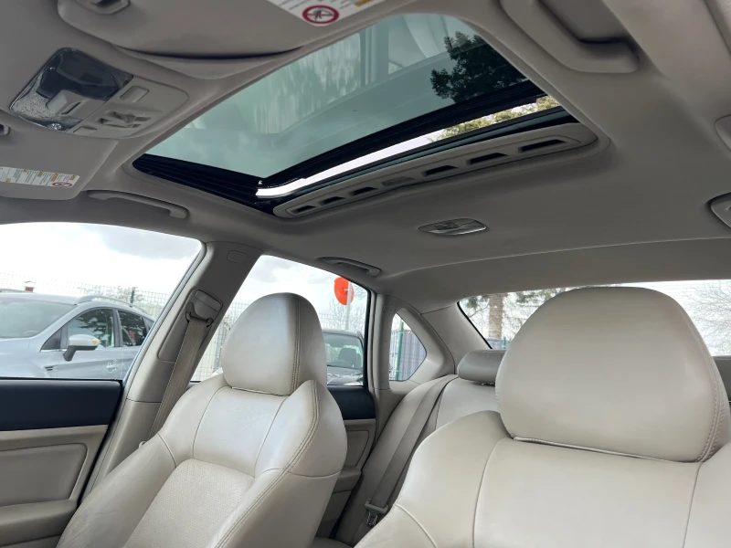 Subaru Legacy 3.0* AWD* АВТОМАТИК* ШВЕЙЦАРИЯ* КОЖА* , снимка 15 - Автомобили и джипове - 49483000