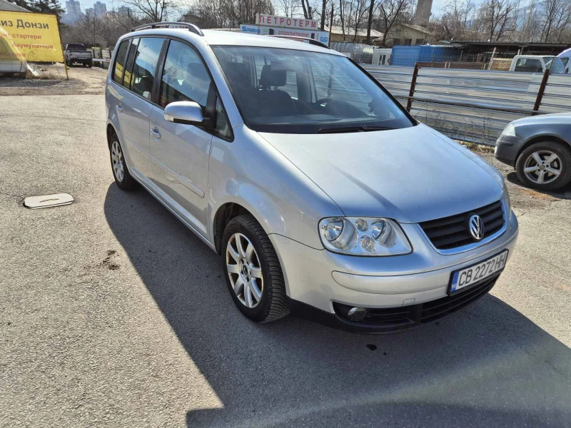 VW Touran, снимка 3 - Автомобили и джипове - 49502990