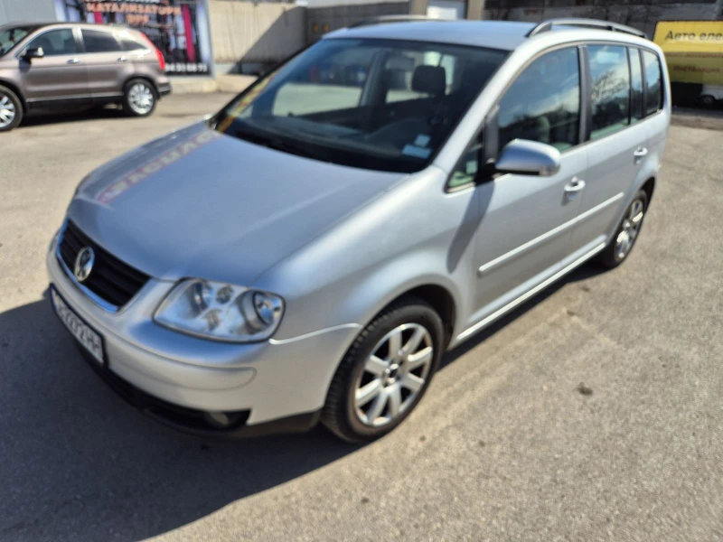 VW Touran, снимка 9 - Автомобили и джипове - 49502990