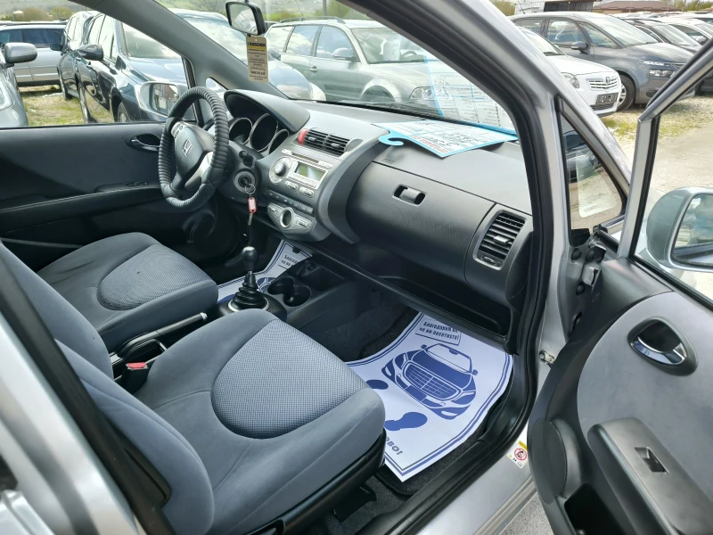 Honda Jazz 1.4i, снимка 6 - Автомобили и джипове - 49818409