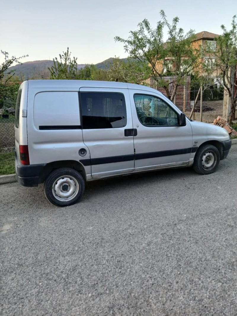 Peugeot Partner 2.0, снимка 3 - Автомобили и джипове - 52496421