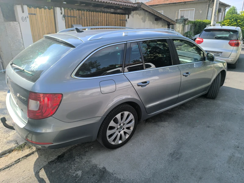 Skoda Superb, снимка 3 - Автомобили и джипове - 52374986