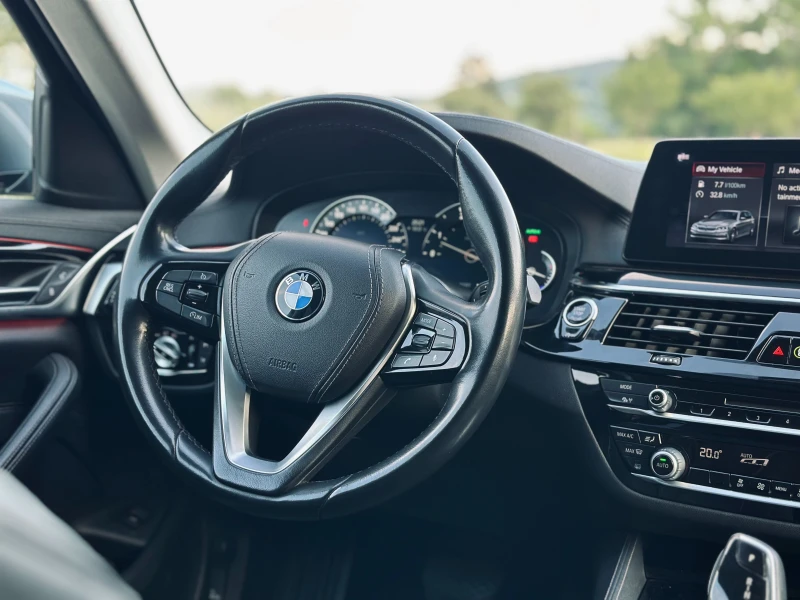 BMW 530 D Xdrive Luxury Line - първи собственик в България, снимка 9 - Автомобили и джипове - 52520937