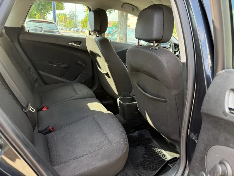 Opel Astra FACELIFT , снимка 12 - Автомобили и джипове - 51421232