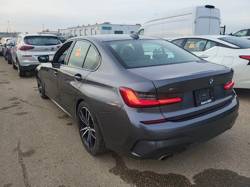 BMW 330 2.0L xDrive , снимка 3 - Автомобили и джипове - 52686246