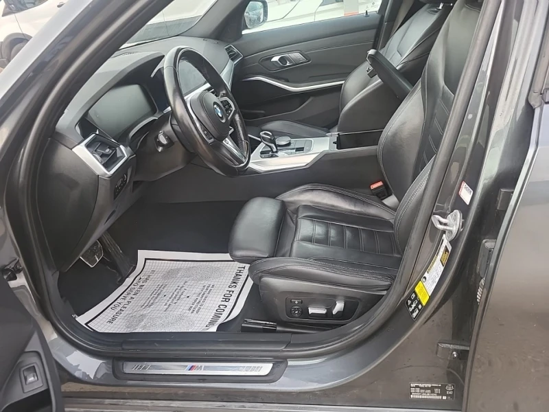 BMW 330 2.0L xDrive , снимка 9 - Автомобили и джипове - 52686246