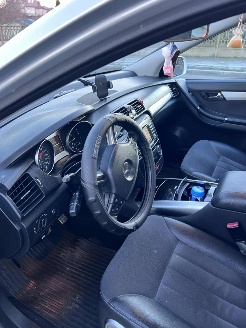 Mercedes-Benz R 320, снимка 4 - Автомобили и джипове - 52818751