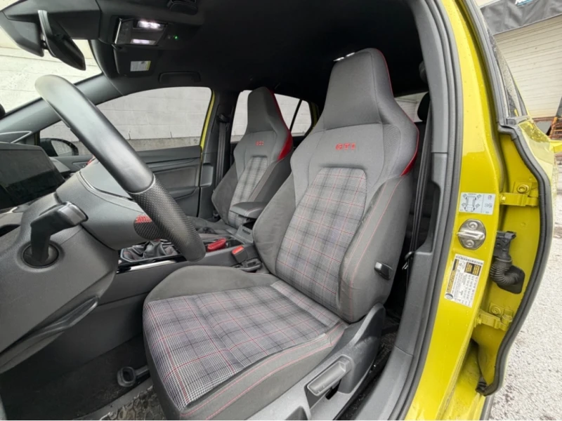 VW Golf GTI 40th Anniversary Manual, снимка 5 - Автомобили и джипове - 53483077