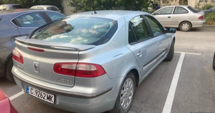 Renault Laguna 2.0 16v, снимка 6 - Автомобили и джипове - 49304550