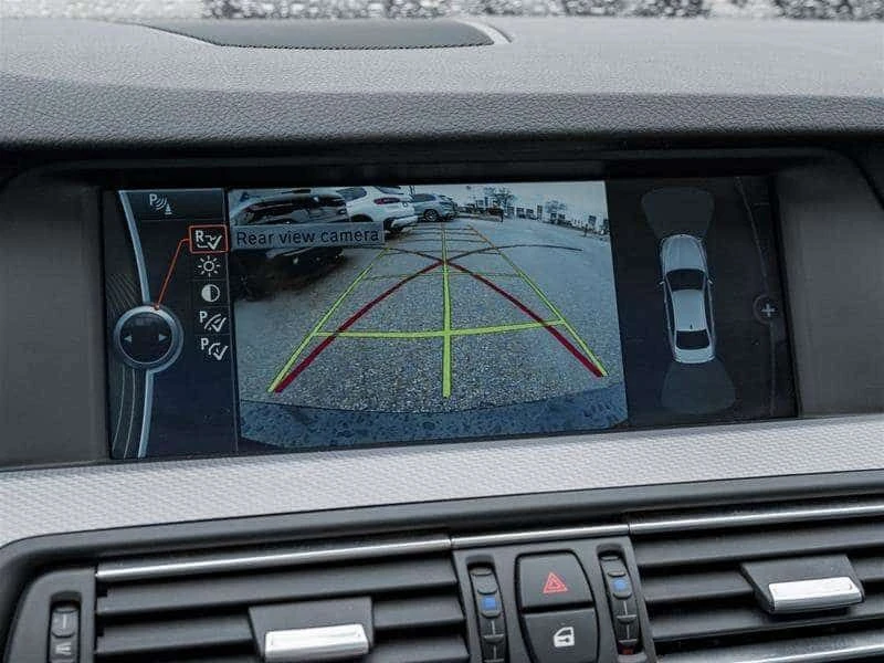 BMW 550 * xDrive * CARFAX * ЦЕНА ДО БГ, снимка 15 - Автомобили и джипове - 54643058